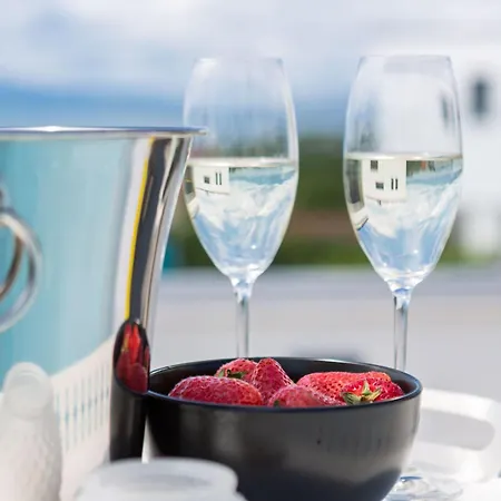 Megy - Id 2209 By Interhome