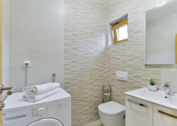 Megy - Id 2209 By Interhome *