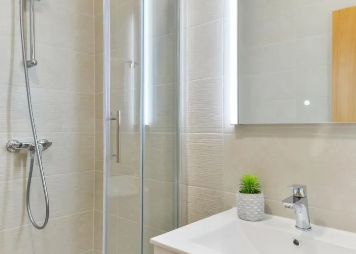 Megy - Id 2209 By Interhome Zaton (Zadar)